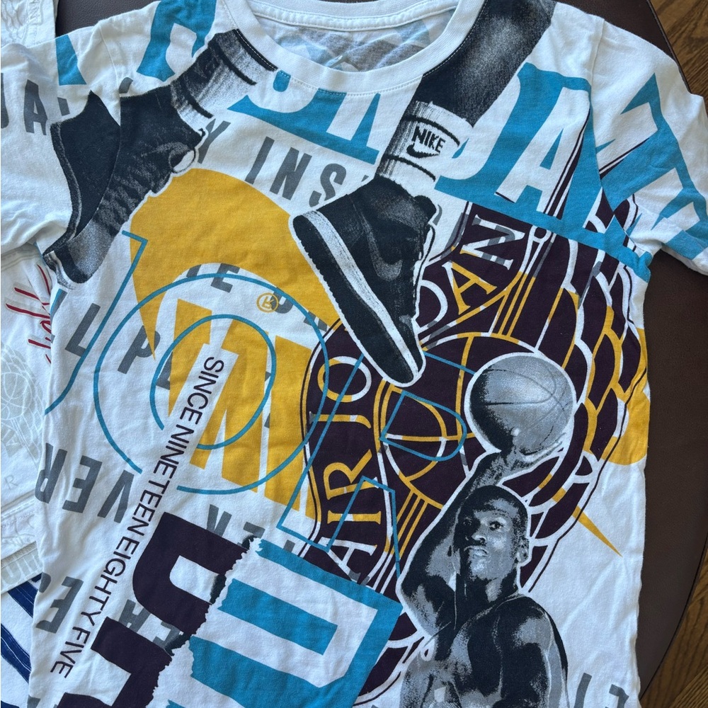 Nike Air Jordan Graphic Boys Size M tshirts Set of 3